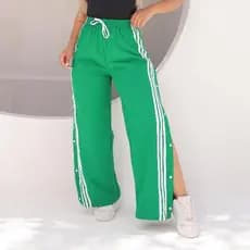 Calça Feminina Pantalona Com Listras Laterais Andressa Esportiva COPA DO MUNDO com Botões Laterais