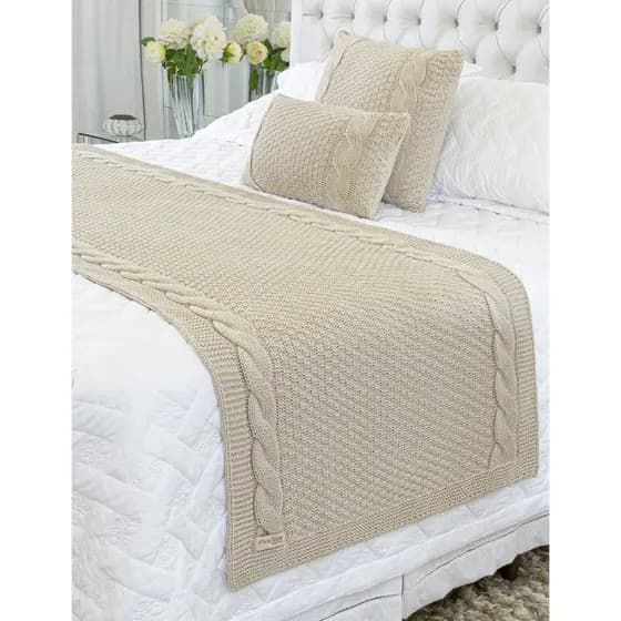 Decoração para Quarto Kit Manta Peseira Sofá Cama Casal 180x70cm + 2 Capas de Almofada Trico Toronto