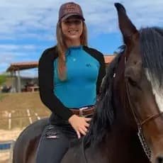 Blusa feminina com proteção solar várias cores Pé na Roça Cia Country
