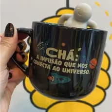 CANECA COM INFUSOR PARA CHÁ ASTRONAUTA MOTIVACIONAL
