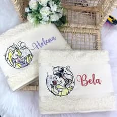 Kit Toalha Rosto e Banho Personalizadas com bordado a sua escolha.