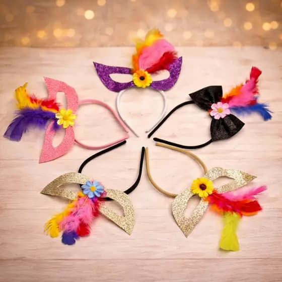 Arquinho Tiara de Carnaval Bebê Infantil Máscara Glitter + Penas | Fantasia Festa - Cores Sortidas