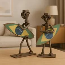 Enfeite Decoração Surfista com prancha Metal Sucata Vintage Decorativo