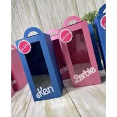 Lembrancinha Barbie e Ken Personalizada – Caixa de Papel com Visor – Kit 10 Caixinhas para Festa - Personalizados Barbie