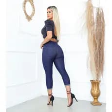 Calça Capri Imita Jeans Com Bolso