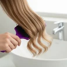 Kit 2 Escovas Raquete Lilás Almofadada | Desembaraça Suave | Cabelo Brilhoso & Sedoso!
