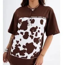 Camiseta Feminina Estampa Vaquinha BOHO Country T-Shirt Algodão Tendência 2026