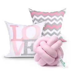 Kit Almofada Rosa Decorativa Love Estampada 2 Unidades 45cm x 45cm com Refil de Silicone + Almofada Nó Escandinavo