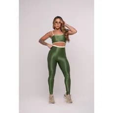 roupa de academia com top e legging esportivo com brilho em canelado