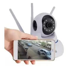 câmera wi-fi robô 3 antenas Yoosee visão noturna full HD 360º microfone áudio babá eletrônica robozinho sem fio - Bivolt