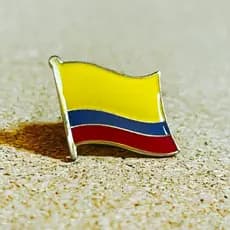 Pin Colômbia Bandeira Oficial Diplomático Paisa Andes Caribe