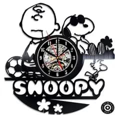 Relógio  de parede Desenho Snoopy feito em disco De Vinil - Relógio De Parede feito em Vinil Disco LP