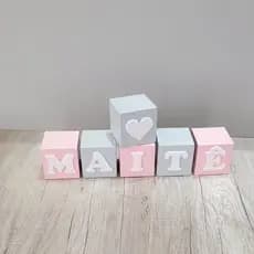 Cubo com Nome Personalizado Quarto Bebê 6x6cm Decorativo Decoração Madeira Bloco com Nome Infantil