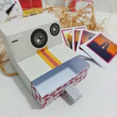 caixa camera com 12 fotos-polalove-Uma caixinha de com 12 histórias pra guardar! (paper)