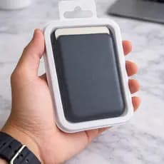 Capa Carteira MagSafe Couro iPhone 12/13/14 Pro Max – Porta Cartão Magnética Premium