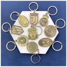 Pendente de Bronze Clube de Futebol Vintage Metal Chaveiro Times da Europa