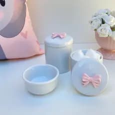 kit higiene porcelana bebê 3 peças laço