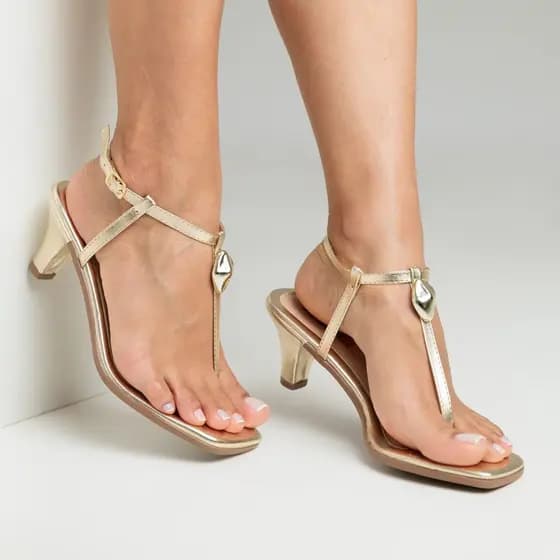 Sandália Feminina Salto Fino Basica com Enfeite Tendencia Confortável moda Blogueira