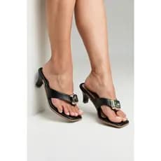 Sandália Feminina Salto Fino Luxo Enfeite Tendencia Confortável moda Blogueira