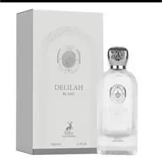 Perfume Feminino Delilah Blanc Maison Alhambra - Frescor, Suavidade e Toque Adocicado