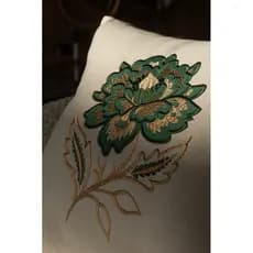 Almofada Bordada Floral Peônia 45x45cm Com Enchimento Luxo Sofá Decoração
