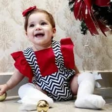 Jardineira romper para mesversario vermelho forma geometrica natal