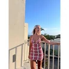 Vestido de Crochê Curto Colorido–Moda Feminina, Verão, Praia e Festival- vestido luxo- FORRADO
