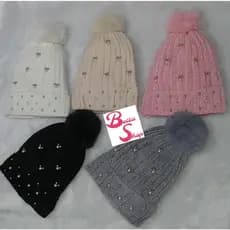 Touca / Gorro de Lã FORRADA Infanto-Juvenil - Com Apliques - TAMANHO ÚNICO