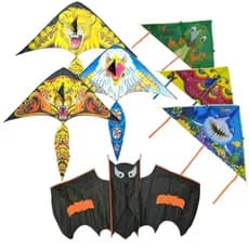 Kit Com 3 Pipa Em Poliéster Gavião/Tigre Ou Leão + Morcego + Triangulo Cada Pipa 40 Metros De Linha Nylon Resistente