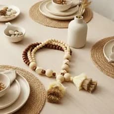 Colar Decorativo para Mesa Moderna em Madeira Natural com Design Minimalista