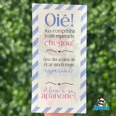 Lacre para Caixa 4x8cm Couchê – Pronto “Oiê! Sua comprinha chegou!” | Apanda