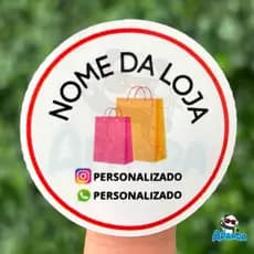 Adesivo para Lojista e Sacolaria Sem Logo Personalizado 4x4cm couchê | Apanda