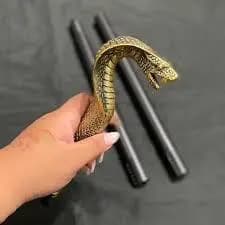 Cajado Cobra Faraônica 85 cm Acessório Temático para Festas e Halloween
