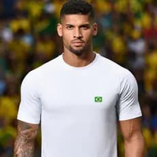 Camiseta Brasil Algodão Bandeira Minimalista Torcedor Copa Mundial 2026 Hexa Dourartti