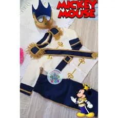 fantasia Mickey realeza