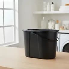 Balde Oval de Plástico 10 Litros Alça Resistente Limpeza e Uso Doméstico