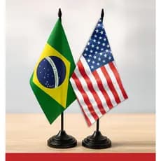 Kit enfeite Bandeira de Mesa Estados Unidos e Brasil  decoração americana presente mesa escritorio