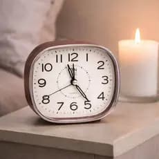 Relógio Despertador Quartz Silencioso Estilo Madeira Mesa