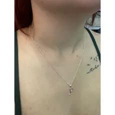 colar corrente modelo inicial do nome P e feminino aço antialérgico
