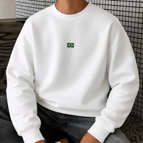 Blusa moletom careca com bordado Brasil unissex