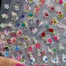 Achadinhos Nail Art 60 Pares Adesivo de Unha 3D Para Decoração das Mãos e Pés - Alemay e GViana