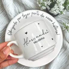 Xícara com Pires Personalizados Para Presente Casamento Minimalista 180ml