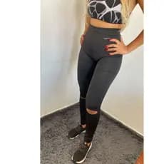Calça Legging Feminina Academia com Abertura Nos Joelhos /Calça Preta legging  feminina Cintura Alta