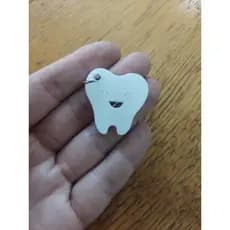 Pingente Dente acrilico. kit com 12 unidades. Tamanho 3 cm,