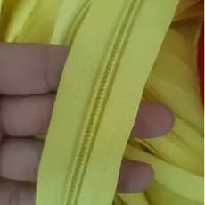 Ziper 5/6 nylon , 10 metros .10 cursores de brinde . pagamento ate 12 horas de dias uteis envio imediato.
