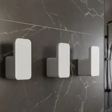 Gancho Retangular Sem Furo Suporte Multiuso Parede Banheiro Cozinha Com Dupla Face Resistente