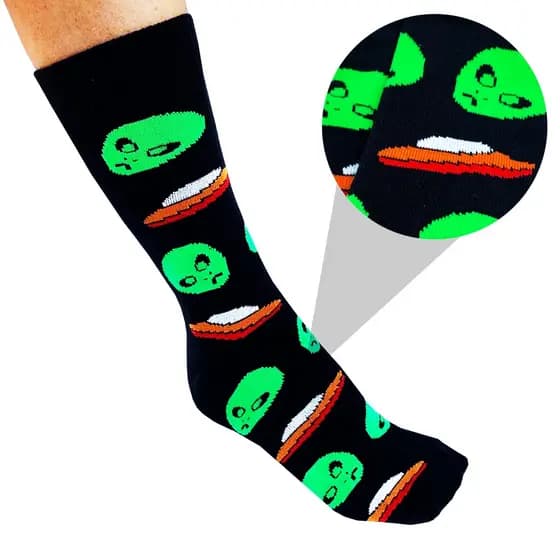 Meia Cano Longo Alien Alienigena ET Preta Roxa Disco Voador Ciclista Skate Divertida Criativa Presente Unisex Infantil