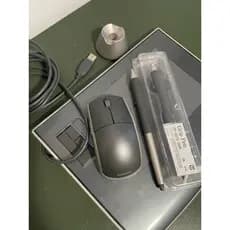 ​Mesa Digitalizadora Wacom Intuos3 com Caneta e Mouse + Caneta reserva + Suporte de descanso