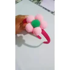 tiara flor pompom
