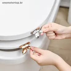 onemetertop 2 Pçs/Lote Multifuncional Portátil Levantador De Assento Do Toalete Banheiro Não-Sujo Mão Flip Artefato Port